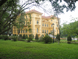 Hanoi president palace